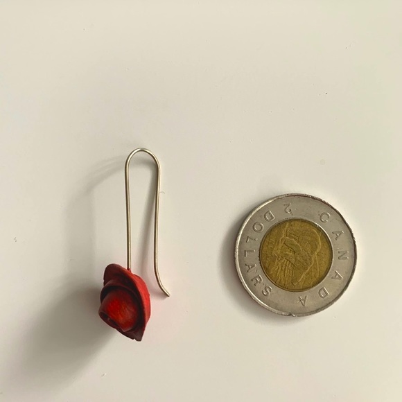 🌟Handcrafted/Vintage🌟rose earrings - Picture 3 of 3